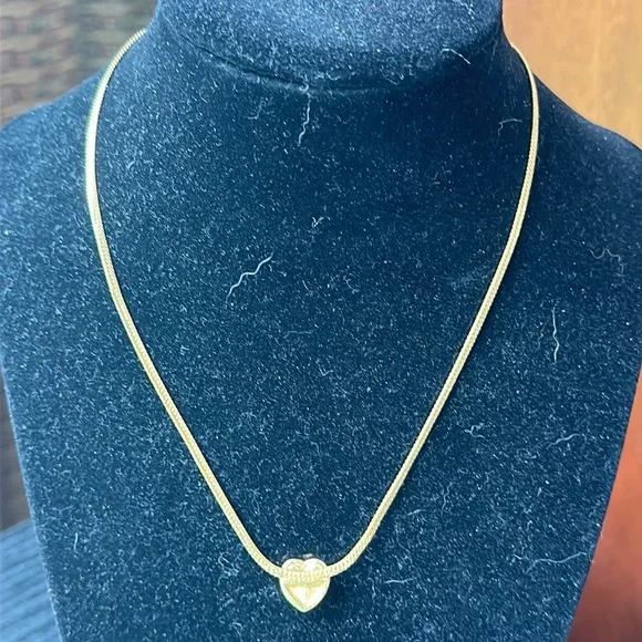 Vintage Swarovski (S.A.L.) Heart Necklace & Earrings - Picture 13 of 15